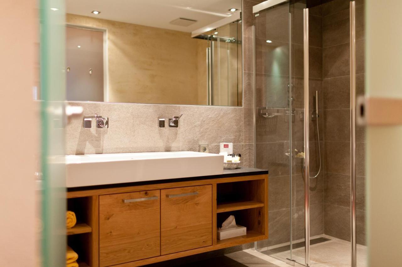 Hotel Solaria Ισγκλ Εξωτερικό φωτογραφία
