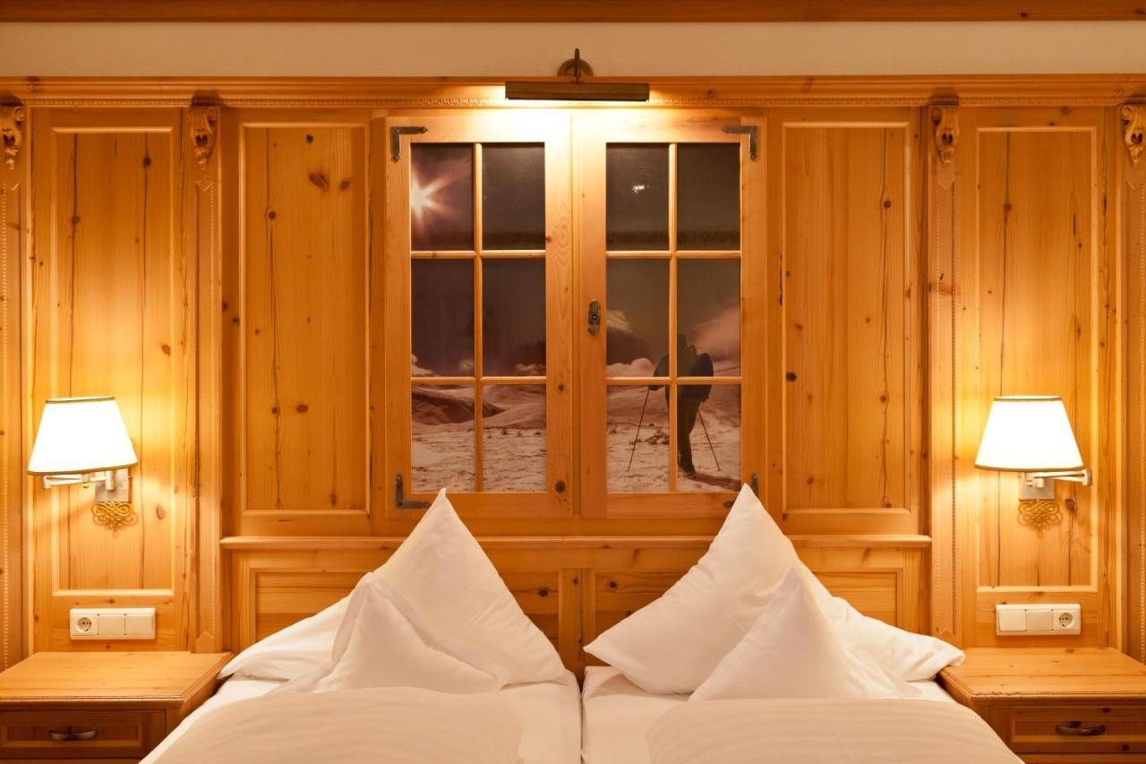 Hotel Solaria Ισγκλ Εξωτερικό φωτογραφία