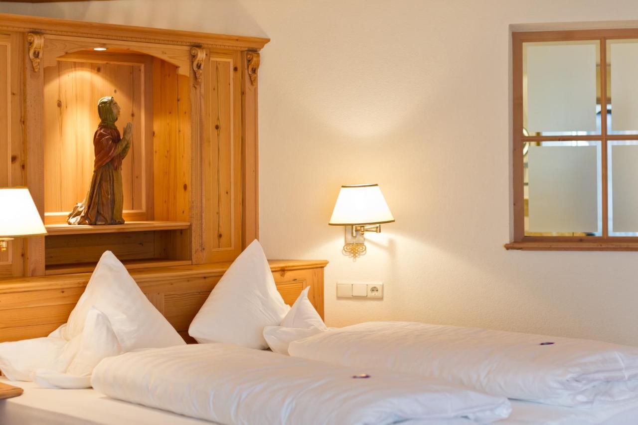 Hotel Solaria Ισγκλ Εξωτερικό φωτογραφία