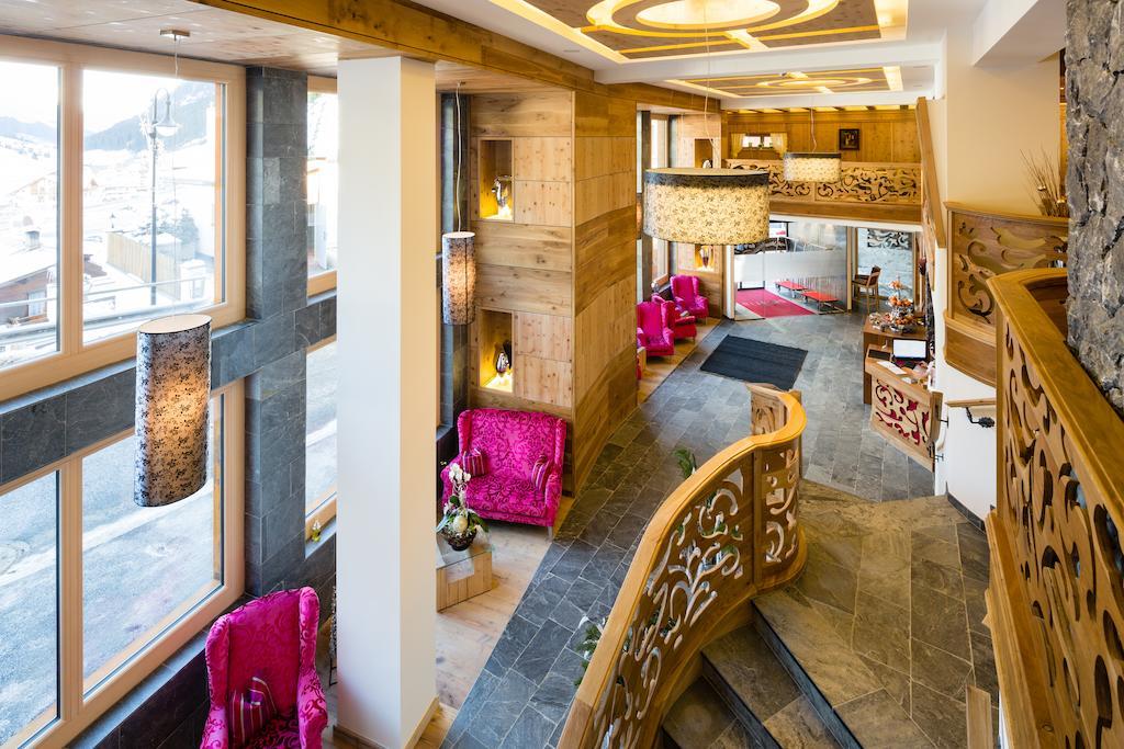 Hotel Solaria Ισγκλ Εξωτερικό φωτογραφία